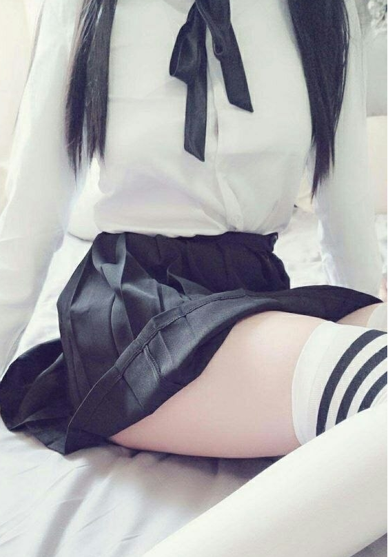 西湖小太妹B紧水多和哥哥狂玩姿势